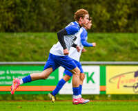 11.10.2026, Bad Wörishofen, Bayern, Deutschland. U19 (A-Jun.) Kreisklasse Allgäu – Nord: FC Bad Wörishofen U19 gegen JFG Wertachtal U19. Spielort: Stadion Unteres Hart. Saison 2026/2027. Paul Koch (FC Bad Wörishofen) nachdenklich, ernst, fokussiert