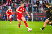 22.09.2026, Unterhaching, Deutschland. UEFA Women's Champions League, 1. Spieltag der Ligaphase: FC Bayern München Frauen gegen Manchester City. UWCL-Auftakt der FC Bayern Frauen und erstes UWCL-Pflichtspiel im neuen Zuhause Sportpark Unterhaching.