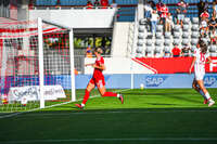 06.09.2026, München, Deutschland. Google Pixel Frauen-Bundesliga: FC Bayern München Frauen gegen SC Freiburg Frauen am FC Bayern Campus. Klara Bühl (FC Bayern Frauen) trifft.