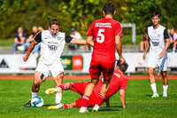 03.10.2026, Mindelheim, Deutschland. Kreisliga Allgäu Nord: TSV Mindelheim gegen (SG) Sontheim/Westerheim. Spielort: Julius-Strohmayer Stadion. Sebastian Müller (TSV Mindelheim) am Ball, mit dem Ball, in einer Spielszene