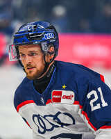 09.10.2026, München, Deutschland. PENNY DEL, Deutsche Eishockey Liga, Saison 2026/27, 7. Spieltag: EHC Red Bull München gegen ERC Ingolstadt im SAP Garden in München. Nicolas Appendino (ERC Ingolstadt) nachdenklich, ernst, fokussiert