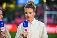 22.09.2026, Unterhaching, Deutschland. UEFA Women's Champions League, 1. Spieltag der Ligaphase: FC Bayern München Frauen gegen Manchester City. UWCL-Auftakt der FC Bayern Frauen und erstes UWCL-Pflichtspiel im neuen Zuhause Sportpark Unterhaching. TV Moderatorin