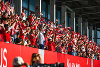 31.08.2026, München, Deutschland. Google Pixel Frauen-Bundesliga: FC Bayern München Frauen gegen 1. FSV Mainz 05 Frauen am FC Bayern Campus. Erstes Heimspiel des FC Bayern München in der Saison 2026/27. Fans jubeln