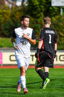 03.10.2026, Mindelheim, Deutschland. Kreisliga Allgäu Nord: TSV Mindelheim gegen (SG) Sontheim/Westerheim. Spielort: Julius-Strohmayer Stadion. Anel Junuzovic (TSV Mindelheim) nachdenklich, ernst, fokussiert