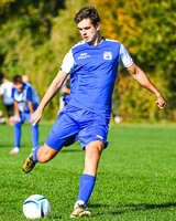 04.10.2026, Bad Wörishofen, Deutschland. U19 (A-Jun.) Kreisklasse Allgäu - Nord: FC Bad Wörishofen U19 gegen SG Unterrieden U19. Spielort: Stadion Am Unteren Hart. Kevin Günther (FC Bad Wörishofen) beim Schuss, beim Abschluss, bei der Schussabgabe