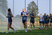05.08.2026, München, Deutschland. Google Pixel Frauen-Bundesliga: Die FC Bayern Frauen absolvieren auf dem FC Bayern Campus eine Trainingseinheit zur Vorbereitung auf das Testspiel gegen Paris FC. Magdalena Eriksson (FC Bayern Frauen)
