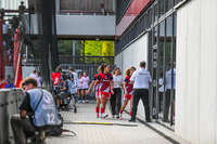 31.08.2026, München, Deutschland. Google Pixel Frauen-Bundesliga: FC Bayern München Frauen gegen 1. FSV Mainz 05 Frauen am FC Bayern Campus. Erstes Heimspiel des FC Bayern München in der Saison 2026/27. FC Bayern Frauen laufen in die Umkleide