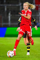 22.09.2026, Unterhaching, Deutschland. UEFA Women's Champions League, 1. Spieltag der Ligaphase: FC Bayern München Frauen gegen Manchester City. UWCL-Auftakt der FC Bayern Frauen und erstes UWCL-Pflichtspiel im neuen Zuhause Sportpark Unterhaching. Pernille Harder (FC Bayern Frauen)