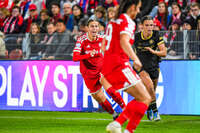 22.09.2026, Unterhaching, Deutschland. UEFA Women's Champions League, 1. Spieltag der Ligaphase: FC Bayern München Frauen gegen Manchester City. UWCL-Auftakt der FC Bayern Frauen und erstes UWCL-Pflichtspiel im neuen Zuhause Sportpark Unterhaching. Klara Bühl (FC Bayern Frauen)