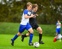 11.10.2026, Bad Wörishofen, Bayern, Deutschland. U19 (A-Jun.) Kreisklasse Allgäu – Nord: FC Bad Wörishofen U19 gegen JFG Wertachtal U19. Spielort: Stadion Unteres Hart. Saison 2026/2027. Niklas Lichtenberg (FC Bad Wörishofen) am Ball, mit dem Ball, in einer Spielszene