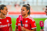 06.09.2026, München, Deutschland. Google Pixel Frauen-Bundesliga: FC Bayern München Frauen gegen SC Freiburg Frauen am FC Bayern Campus. Lena Oberdorf (FC Bayern Frauen) im Interview