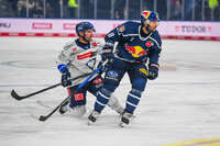 09.10.2026, München, Deutschland. PENNY DEL, Deutsche Eishockey Liga, Saison 2026/27, 7. Spieltag: EHC Red Bull München gegen ERC Ingolstadt im SAP Garden in München. Tobias Rieder (EHC Red Bull München) beim Schlittschuhlaufen, in Bewegung auf dem Eis
