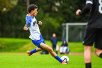 11.10.2026, Bad Wörishofen, Bayern, Deutschland. U19 (A-Jun.) Kreisklasse Allgäu – Nord: FC Bad Wörishofen U19 gegen JFG Wertachtal U19. Spielort: Stadion Unteres Hart. Saison 2026/2027. Florim Veselaj (FC Bad Wörishofen) beim Schuss, beim Abschluss, bei der Schussabgabe