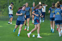 05.08.2026, München, Deutschland. Google Pixel Frauen-Bundesliga: Die FC Bayern Frauen absolvieren auf dem FC Bayern Campus eine Trainingseinheit zur Vorbereitung auf das Testspiel gegen Paris FC. Bernadette Amani (FC Bayern Frauen)
