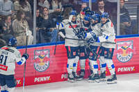 09.10.2026, München, Deutschland. PENNY DEL, Deutsche Eishockey Liga, Saison 2026/27, 7. Spieltag: EHC Red Bull München gegen ERC Ingolstadt im SAP Garden in München. Ingolstadt beim Jubel, jubelnd, feiernd