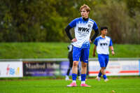 11.10.2026, Bad Wörishofen, Bayern, Deutschland. U19 (A-Jun.) Kreisklasse Allgäu – Nord: FC Bad Wörishofen U19 gegen JFG Wertachtal U19. Spielort: Stadion Unteres Hart. Saison 2026/2027. Paul Koch (FC Bad Wörishofen) nachdenklich, ernst, fokussiert