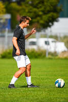03.10.2026, Mindelheim, Deutschland. Kreisliga Allgäu Nord: TSV Mindelheim gegen (SG) Sontheim/Westerheim. Spielort: Julius-Strohmayer Stadion. Sebastian Müller (TSV Mindelheim) beim Pass, beim Zuspiel, bei der Ballabgabe