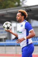 11.10.2026, Bad Wörishofen, Bayern, Deutschland. A-Klasse Allgäu 2: FC Bad Wörishofen II gegen TSV 1913 Ettringen. Spielort: Stadion Unteres Hart. 12. Spieltag der A-Klasse Allgäu 2, Saison 2026/2027. Tesfom Eyob (FC Bad Wörishofen) am Ball, mit dem Ball, in einer Spielszene