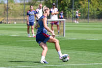 19.08.2026, München, Deutschland. Google Pixel Frauen-Bundesliga: Die FC Bayern Frauen absolvieren auf dem FC Bayern Campus eine Trainingseinheit vor dem Bundesliga-Saisonauftakt gegen den 1. FC Union Berlin. Giulia Gwinn (FC Bayern Frauen)
