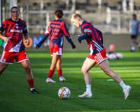 22.09.2026, Unterhaching, Deutschland. UEFA Women's Champions League, 1. Spieltag der Ligaphase: FC Bayern München Frauen gegen Manchester City. UWCL-Auftakt der FC Bayern Frauen und erstes UWCL-Pflichtspiel im neuen Zuhause Sportpark Unterhaching. Franziska Kett (FC Bayern Frauen)