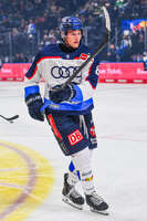 09.10.2026, München, Deutschland. PENNY DEL, Deutsche Eishockey Liga, Saison 2026/27, 7. Spieltag: EHC Red Bull München gegen ERC Ingolstadt im SAP Garden in München. Elias Pul (ERC Ingolstadt) nachdenklich, ernst, fokussiert