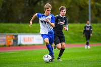 11.10.2026, Bad Wörishofen, Bayern, Deutschland. U19 (A-Jun.) Kreisklasse Allgäu – Nord: FC Bad Wörishofen U19 gegen JFG Wertachtal U19. Spielort: Stadion Unteres Hart. Saison 2026/2027. Niklas Lichtenberg (FC Bad Wörishofen) am Ball, mit dem Ball, in einer Spielszene
