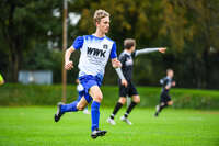 11.10.2026, Bad Wörishofen, Bayern, Deutschland. U19 (A-Jun.) Kreisklasse Allgäu – Nord: FC Bad Wörishofen U19 gegen JFG Wertachtal U19. Spielort: Stadion Unteres Hart. Saison 2026/2027. Niklas Lichtenberg (FC Bad Wörishofen) beim Laufen, im Sprint, in einer Laufszene
