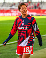 19.09.2026, München, Deutschland. Google Pixel Frauen-Bundesliga: FC Bayern München Frauen gegen 1. FC Köln Frauen am FC Bayern Campus. Momoko Tanikawa (FC Bayern Frauen)