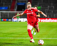 22.09.2026, Unterhaching, Deutschland. UEFA Women's Champions League, 1. Spieltag der Ligaphase: FC Bayern München Frauen gegen Manchester City. UWCL-Auftakt der FC Bayern Frauen und erstes UWCL-Pflichtspiel im neuen Zuhause Sportpark Unterhaching. Franziska Kett (FC Bayern Frauen)