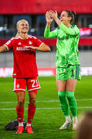 31.08.2026, München, Deutschland. Google Pixel Frauen-Bundesliga: FC Bayern München Frauen gegen 1. FSV Mainz 05 Frauen am FC Bayern Campus. Erstes Heimspiel des FC Bayern München in der Saison 2026/27. Pernille Harder (FC Bayern Frauen), Ena Mahmutovic (FC Bayern Frauen)
