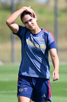 19.08.2026, München, Deutschland. Google Pixel Frauen-Bundesliga: Die FC Bayern Frauen absolvieren auf dem FC Bayern Campus eine Trainingseinheit vor dem Bundesliga-Saisonauftakt gegen den 1. FC Union Berlin. Kassandra Potsi (FC Bayern Frauen)