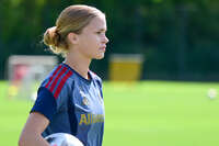 19.08.2026, München, Deutschland. Google Pixel Frauen-Bundesliga: Die FC Bayern Frauen absolvieren auf dem FC Bayern Campus eine Trainingseinheit vor dem Bundesliga-Saisonauftakt gegen den 1. FC Union Berlin. Sophie Proost (FC Bayern Frauen)