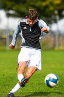 03.10.2026, Mindelheim, Deutschland. Kreisliga Allgäu Nord: TSV Mindelheim gegen (SG) Sontheim/Westerheim. Spielort: Julius-Strohmayer Stadion. Darius Argintaru (TSV Mindelheim) beim Schuss, beim Abschluss, bei der Schussabgabe