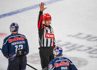 09.10.2026, München, Deutschland. PENNY DEL, Deutsche Eishockey Liga, Saison 2026/27, 7. Spieltag: EHC Red Bull München gegen ERC Ingolstadt im SAP Garden in München. Schiedsrichter