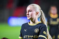 22.09.2026, Unterhaching, Deutschland. UEFA Women's Champions League, 1. Spieltag der Ligaphase: FC Bayern München Frauen gegen Manchester City. UWCL-Auftakt der FC Bayern Frauen und erstes UWCL-Pflichtspiel im neuen Zuhause Sportpark Unterhaching. Laura Blindkilde Brown (Manchester City Frauen)
