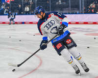 09.10.2026, München, Deutschland. PENNY DEL, Deutsche Eishockey Liga, Saison 2026/27, 7. Spieltag: EHC Red Bull München gegen ERC Ingolstadt im SAP Garden in München. Abbott Girduckis (ERC Ingolstadt) auf dem Eis, während des Spiels, in einer Spielsituation